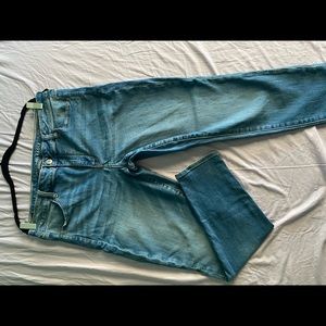 American Eagle skinny jeans